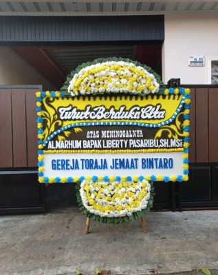 Papan Bunga Duka di Tikala Ares